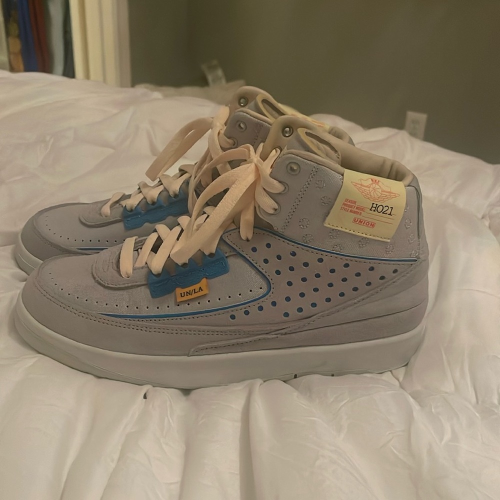 Air Jordan 2 x Union “Grey Fog” - Mens 7/Womans 8.5